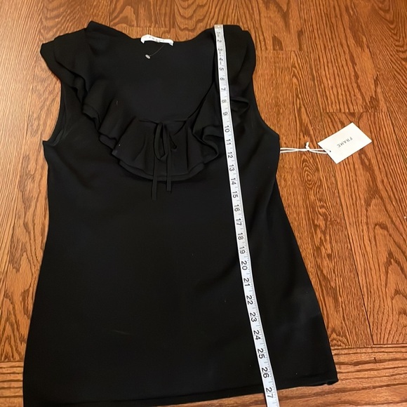 FRAME women’s ruffled deep V neck sleeveless sweater knit top black NEW! Size L - Picture 10 of 11